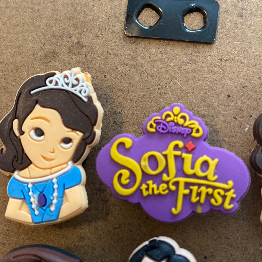 NWT 6PC set Sophia the first,Dora the Explorer Shoe Charms Jibbitz random set - Picture 2 of 4